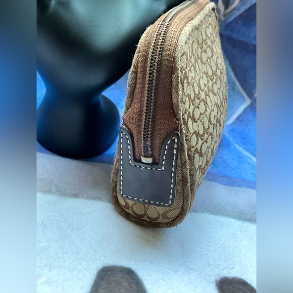 Coach CC Logo Pouch - Picture 8 of 8